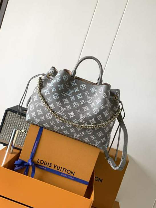 Picture of Louis Vuitton Handbags _SKUfw233923985fw